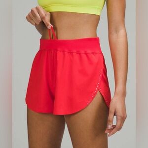 Lululemon Find Your Pace High-Rise Lined
Short 3" in love red color